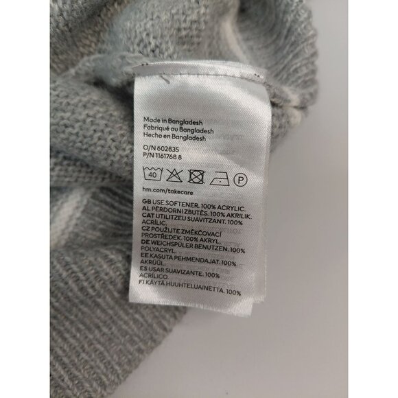 H&M Divided XXL Gray & White Striped Knit Sweater - Picture 7 of 8